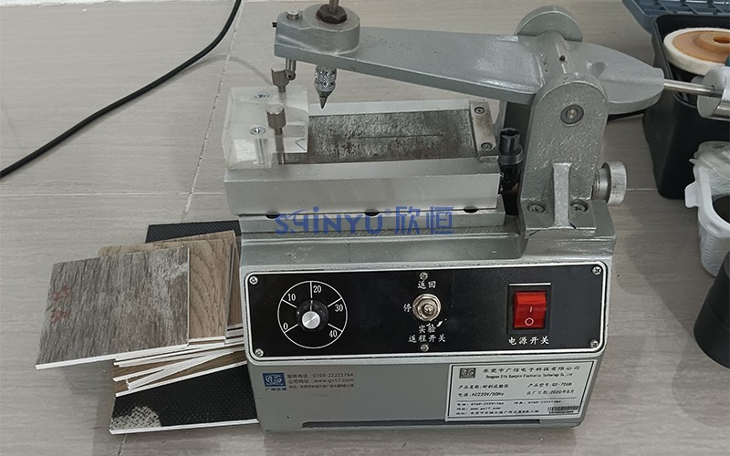 Scratch resistance testing machine